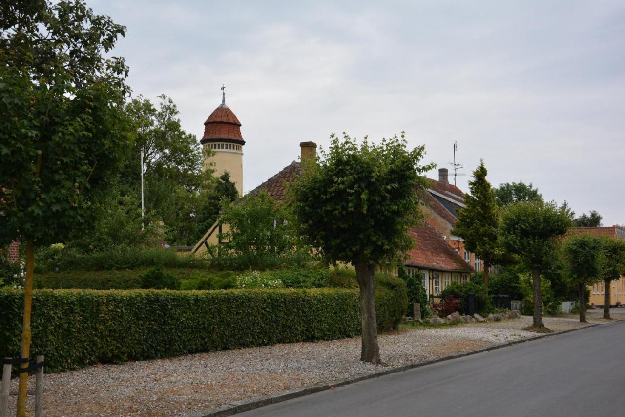 Kirkely Bed And Breakfast Vester Ulslev Bagian luar foto