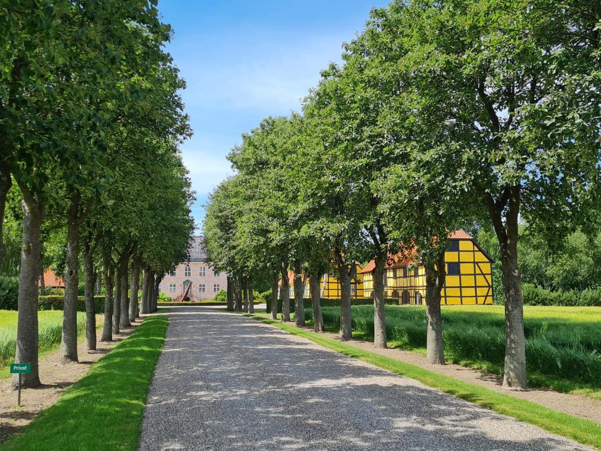 Kirkely Bed And Breakfast Vester Ulslev Bagian luar foto